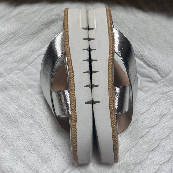 Stuart Weitzman Silver Roza Lift Leather Slide Sandals 6.5B - Picture 4 of 14